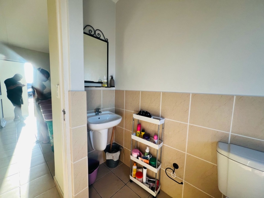 2 Bedroom Property for Sale in Parklands Western Cape